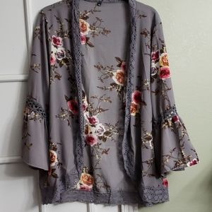Open front kimono floral pattern
